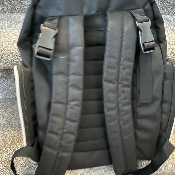 Eddie Bauer diaper bag - Picture 3 of 5